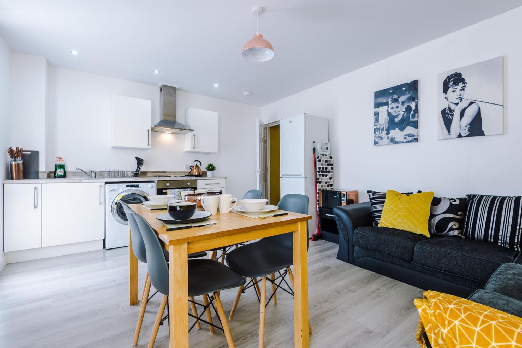 Opp Liverpool - Perfect For Contractors And Travellers, Big Savings Booking 4 Nights Or More! Lejlighed Værelse billede