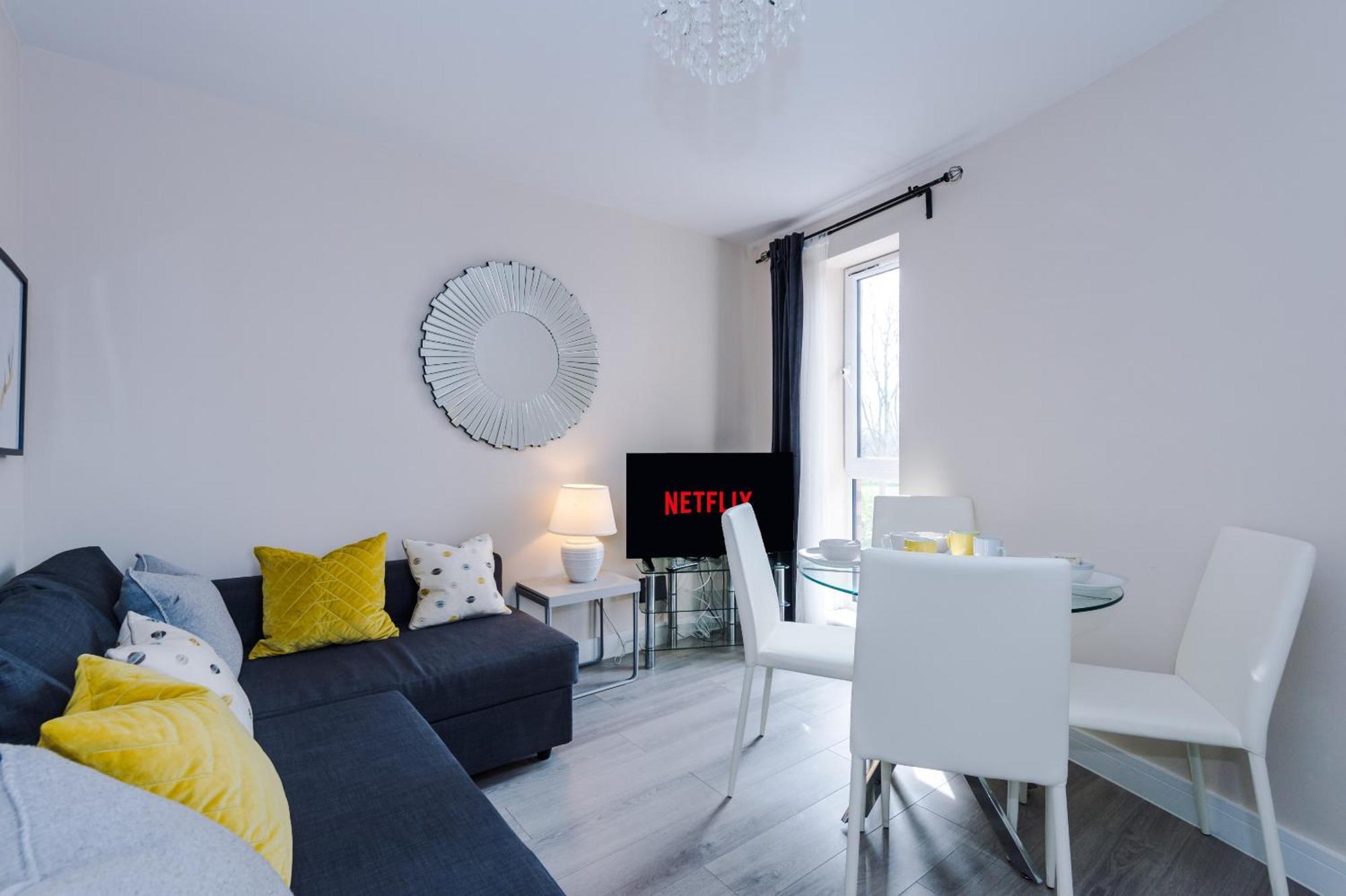 Opp Liverpool - Perfect For Contractors And Travellers, Big Savings Booking 4 Nights Or More! Lejlighed Eksteriør billede